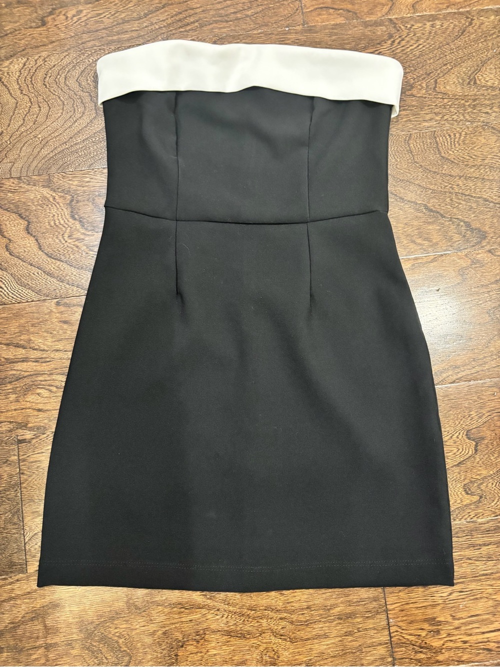Edikted Strapless Black Mini Dress with White Fold